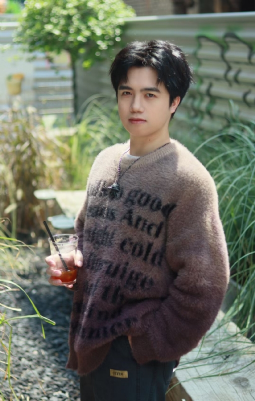 檐下雨的第一张照片--长沙闪婚服务中心