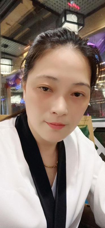 白萝卜的第三张照片--长沙闪婚服务中心